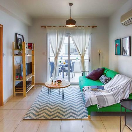 לרנקה Yippee! Apartments I Town Center מראה חיצוני תמונה